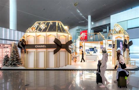 Shinsegae Duty Free unveils the largest Chanel Winter Tale 